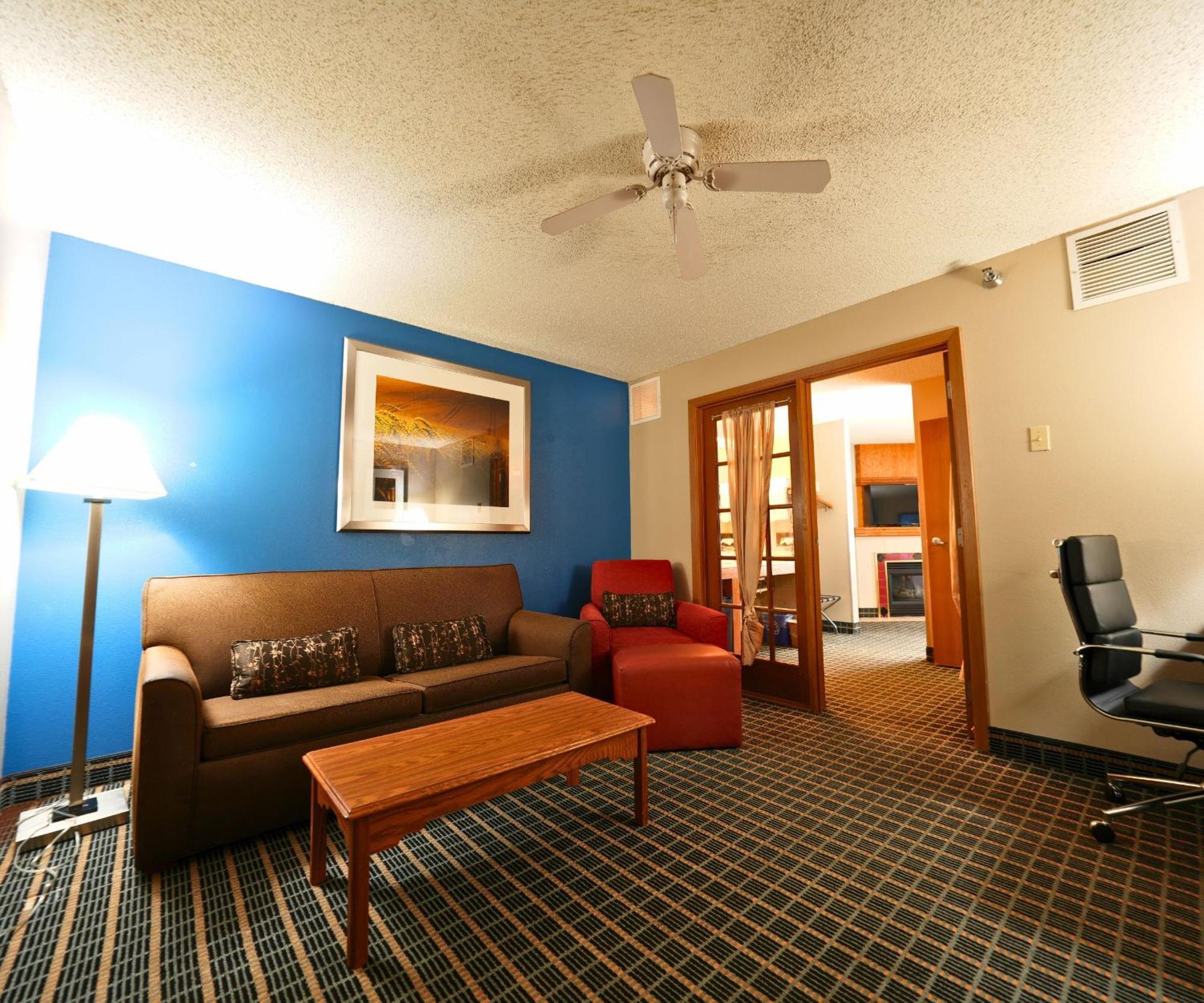 Baymont By Wyndham Marshalltown Extérieur photo