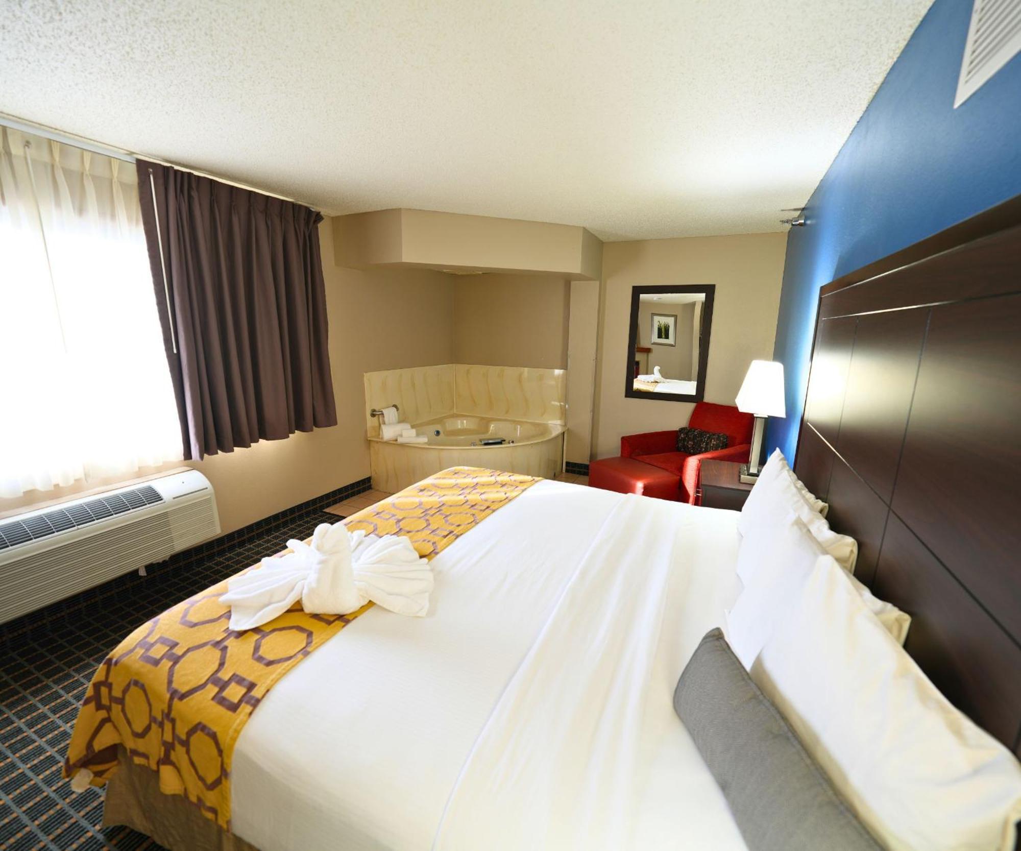 Baymont By Wyndham Marshalltown Extérieur photo