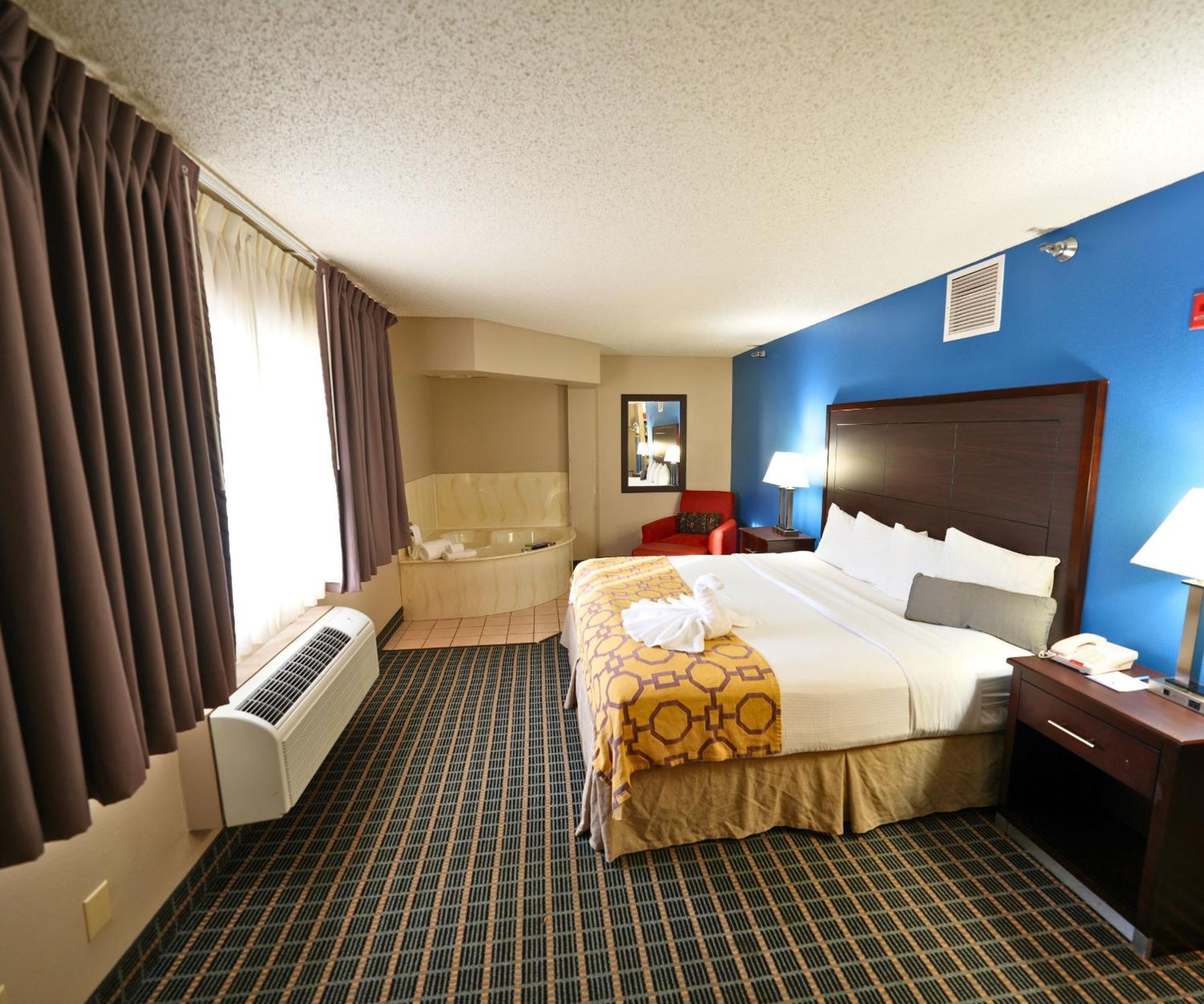 Baymont By Wyndham Marshalltown Extérieur photo