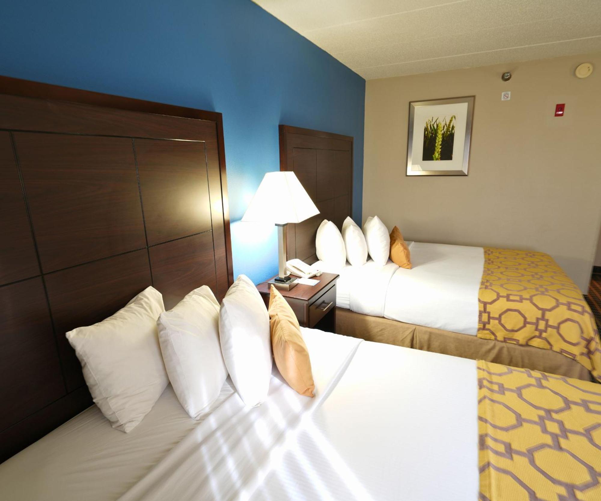 Baymont By Wyndham Marshalltown Extérieur photo