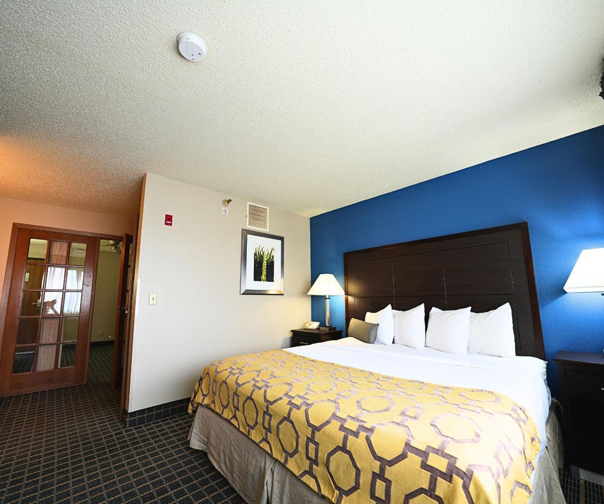 Baymont By Wyndham Marshalltown Extérieur photo